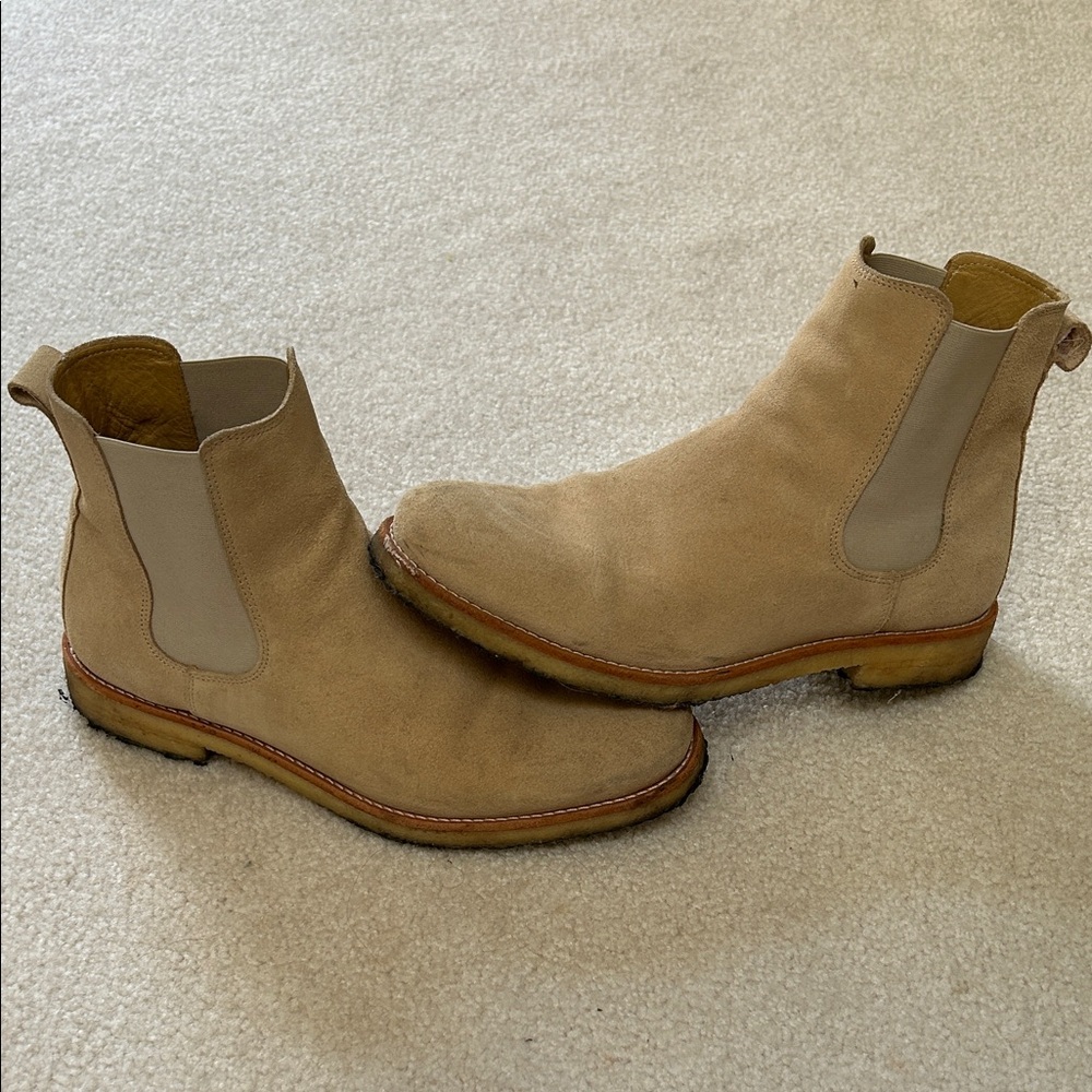 Chelsea Boots - Tan Suede - Men’s 43 / UK8.5 / US9.5